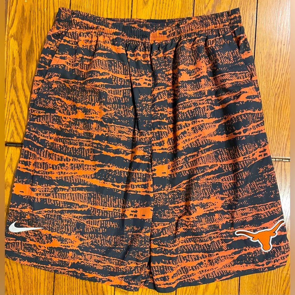 EUC NIKE Texas Longhorn Shorts, size large, black/orange camo pattern - Picture 2 of 7